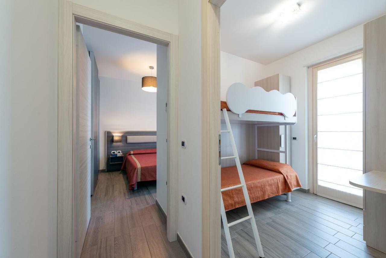Boca Marina Aparthotel Alba Adriatica Exterior foto