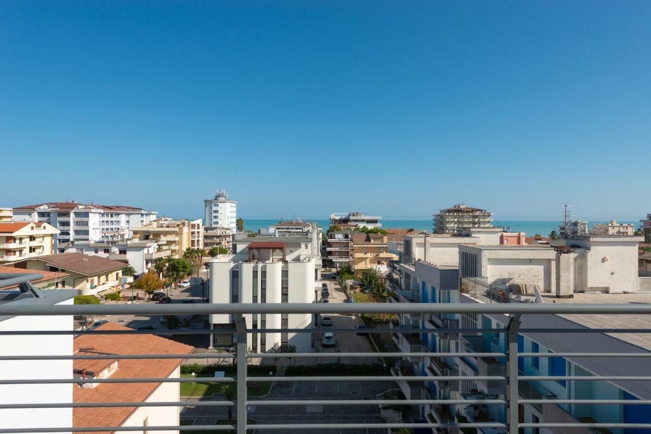 Boca Marina Aparthotel Alba Adriatica Exterior foto